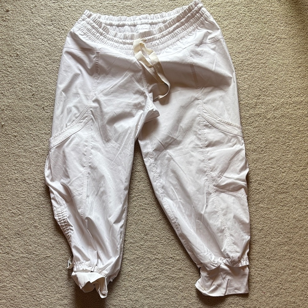 Lululemon White Elastic Waist Casual Jogger Pants
